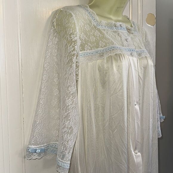 NWT Vtg Henson Kickernick white nylon long robe with lace neckline/3/4 sleeves - Picture 5 of 9
